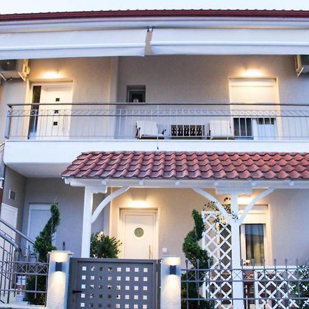 Comfy Apartments Нікіті Екстер'єр фото
